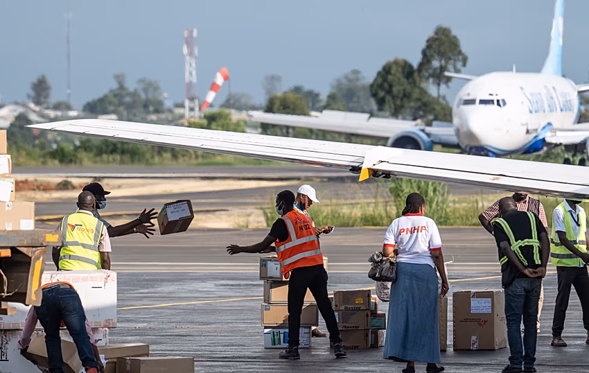  WHO Emergency Supplies Arrive in Bunia as Ebola Death Toll Reaches 136