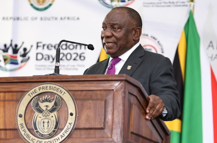  Ramaphosa Refuses to Resign as South Africa Faces Impeachment Inquiry